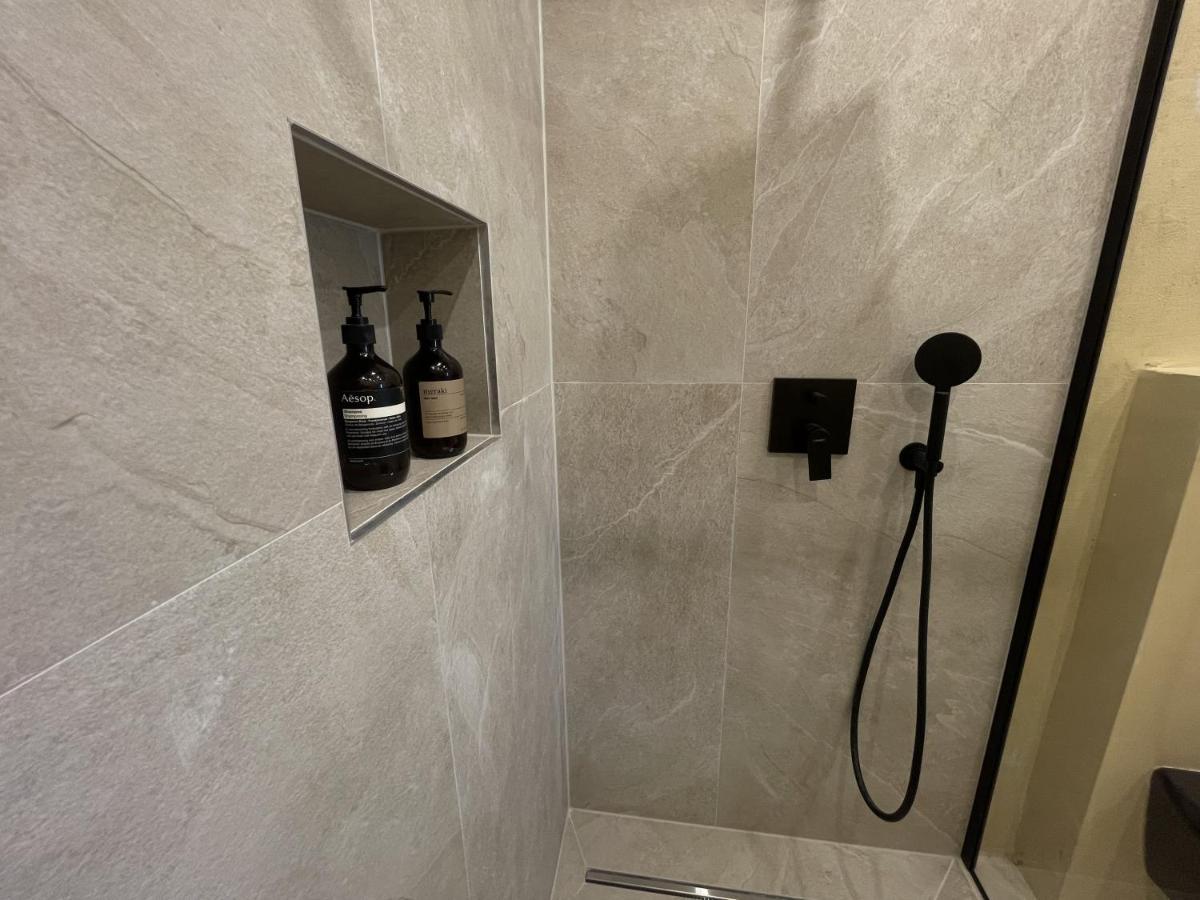 Cozy Apartment Matijas With Private Parking And Terrace Split Bagian luar foto
