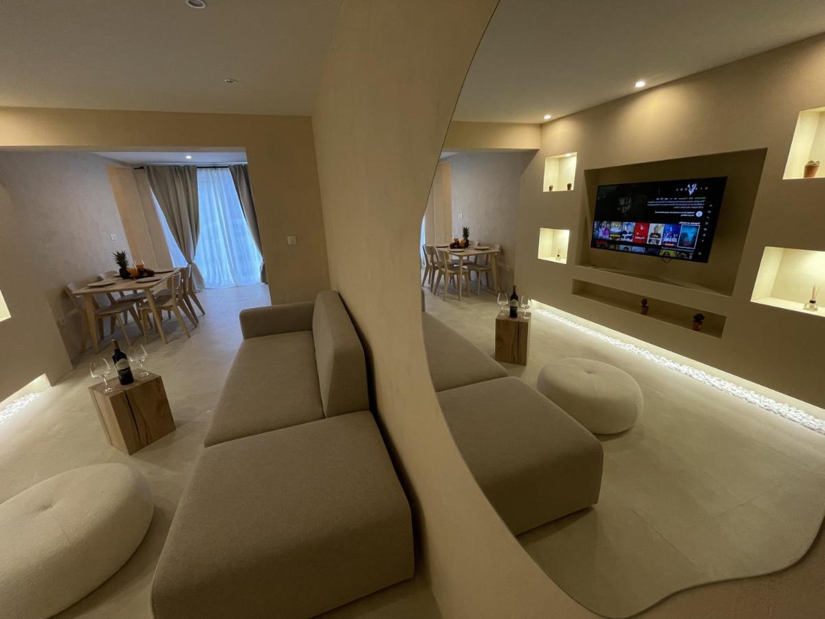 Cozy Apartment Matijas With Private Parking And Terrace Split Bagian luar foto