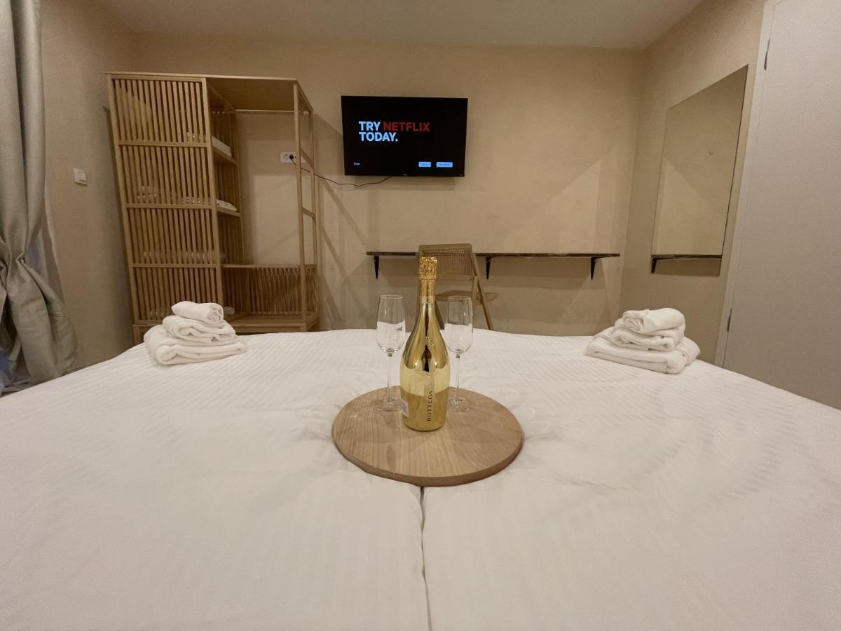 Cozy Apartment Matijas With Private Parking And Terrace Split Bagian luar foto